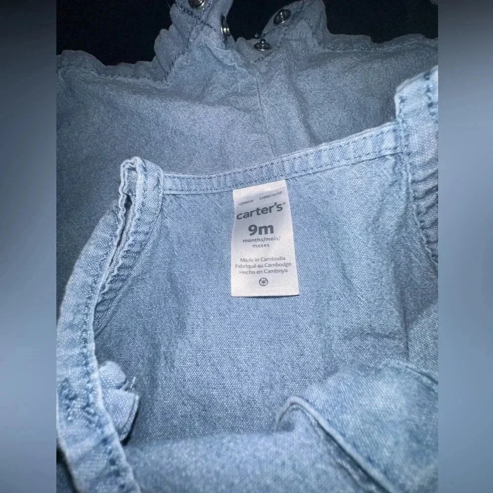 2 Carter’s Rompers. Size 9 month